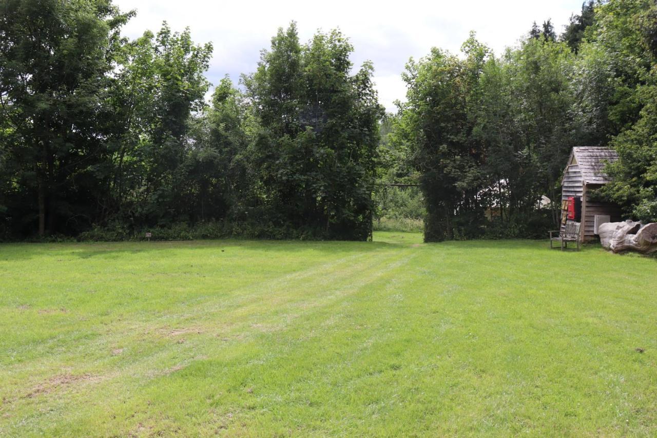 South Downs Eco Lodge & Camping East Meon Экстерьер фото